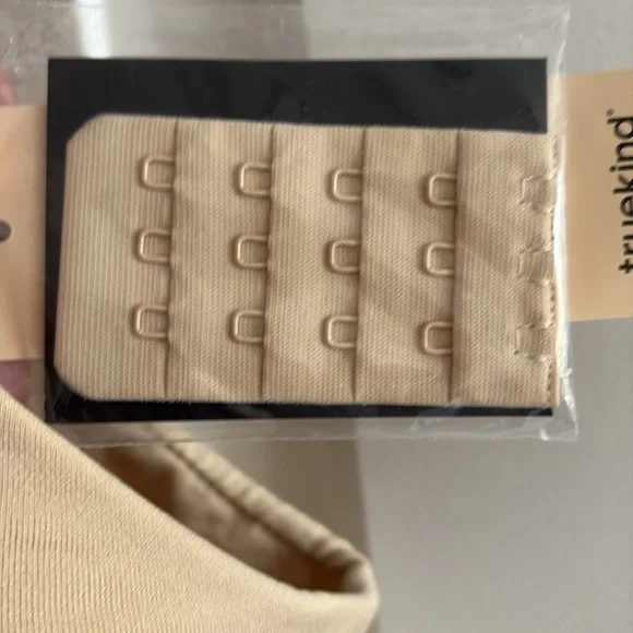 Truekind bra size L NWT and bra extender - Picture 4 of 7